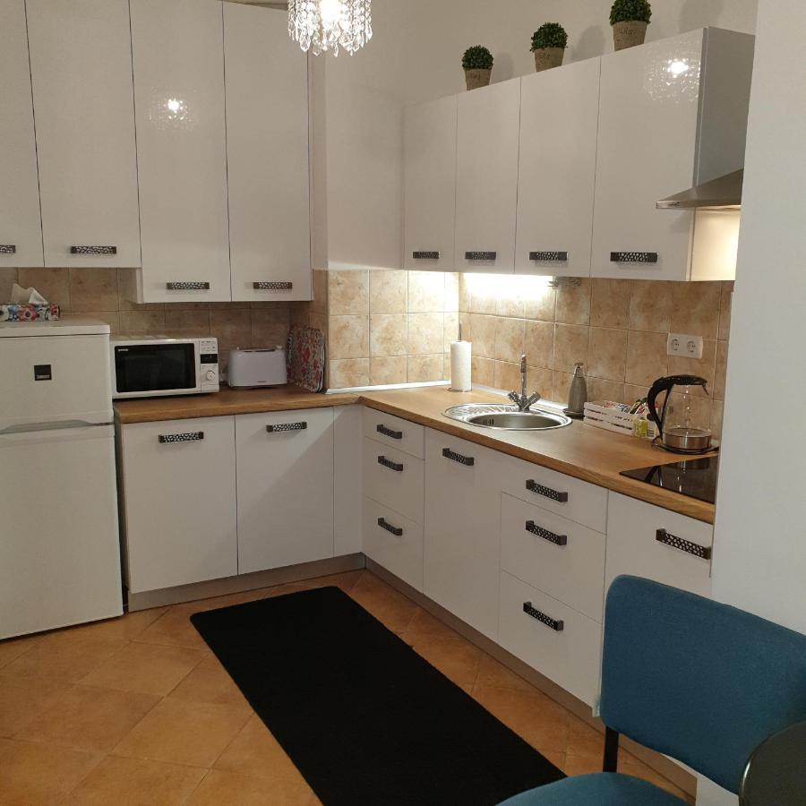 Paradise Apartman ميسكولك المظهر الخارجي الصورة
